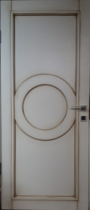 Межкомнатная дверь в профиле массив (эмаль с патиной) Комсомольск-на-Амуре